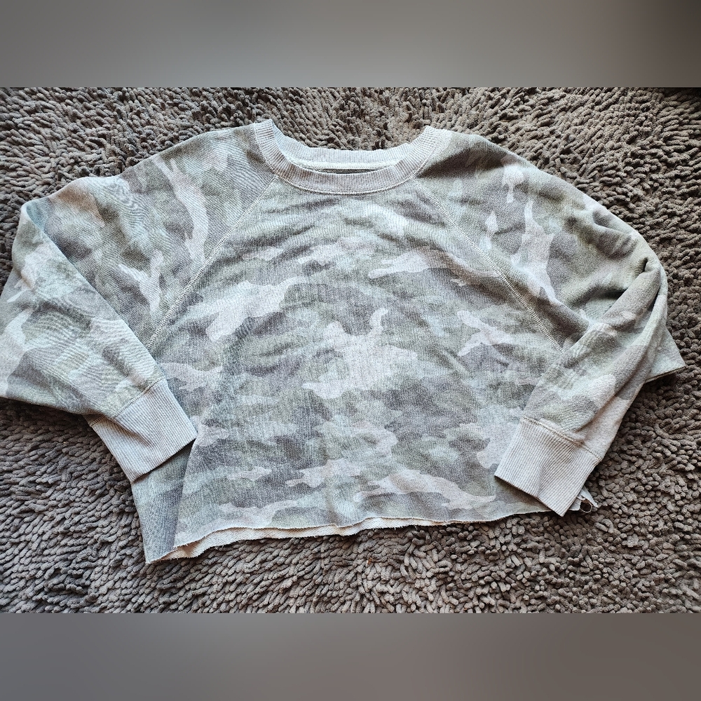 American Eagle aerie cropped sweatshirt